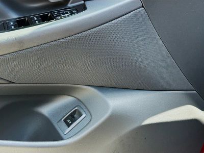 2027 BMW 5 Series — photo 24 view