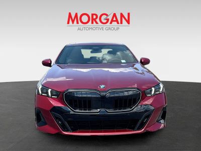 2027 BMW 5 Series — photo 8 view