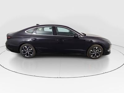 2024 Hyundai Sonata — photo 8 view