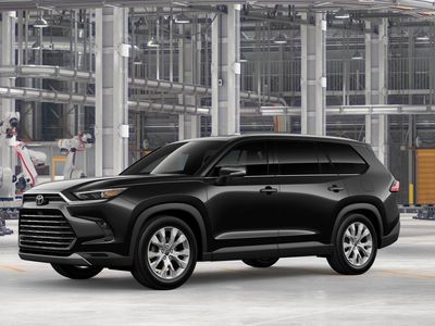 2026 Toyota Grand Highlander Hybrid — side profile view