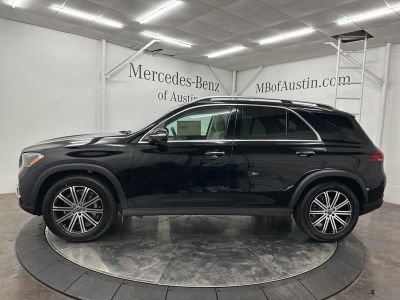 2026 Mercedes-Benz GLE — interior view