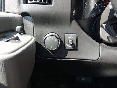 2024 Chevrolet Express Passenger - Photo 13