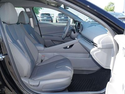 2026 Hyundai Elantra — photo 20 view