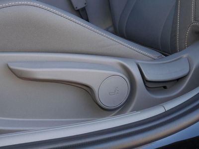 2026 Hyundai Elantra — photo 30 view