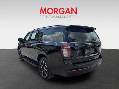 2021 Chevrolet Suburban — interior view