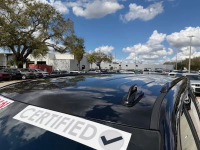 2021 Chevrolet Suburban — photo 11 view