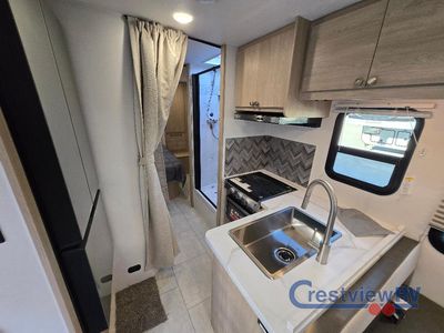 2026 Coachmen RV Leprechaun - Photo 19