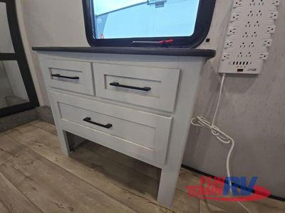 2024 Dutchmen RV Astoria - Photo 41