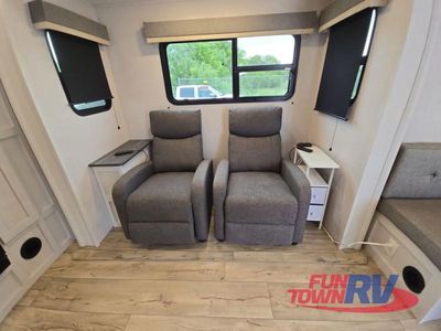 2024 Dutchmen RV Astoria - Photo 24