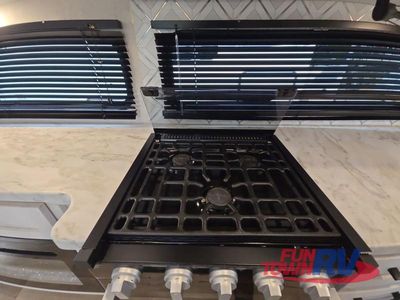2024 Dutchmen RV Astoria - Photo 18