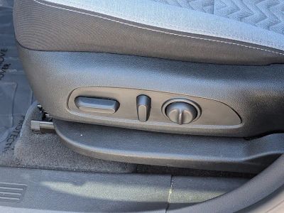 2023 Chevrolet Equinox — photo 21 view