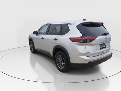 2024 Nissan Rogue — detail view