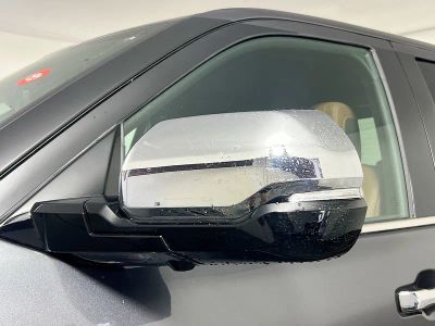 2026 Toyota Tundra 4WD — photo 10 view