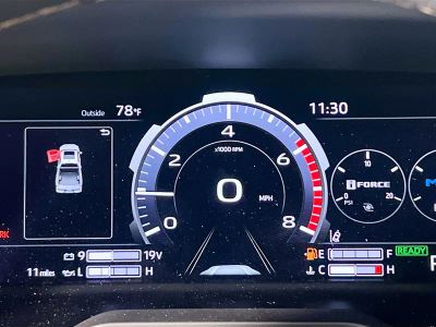 2026 Toyota Tundra 4WD — photo 19 view