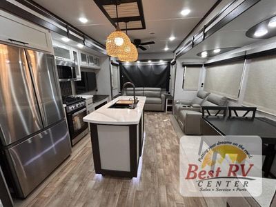 2026 CrossRoads RV Hampton - Photo 14