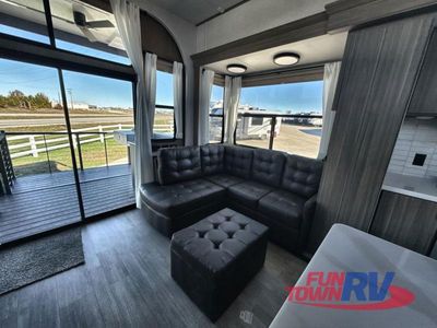 2025 Forest River RV Salem Grand Villa - Photo 8