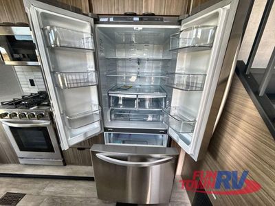 2025 Forest River RV Salem Grand Villa - Photo 25