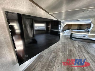 2025 Forest River RV Salem Grand Villa - Photo 38