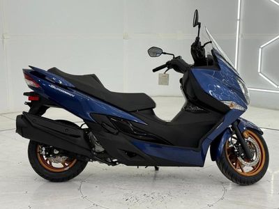2026 Suzuki Burgman 400 - Photo 7