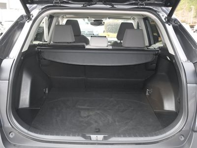 2022 Toyota RAV4 - Photo 17