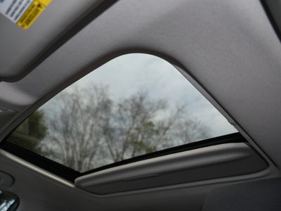 2022 Toyota RAV4 - Photo 7