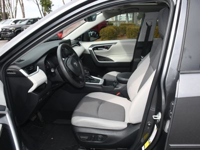 2022 Toyota RAV4 - Photo 8