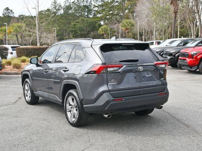 2022 Toyota RAV4 - Photo 3