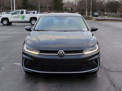 2025 Volkswagen Jetta - Photo 4