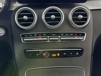 2022 Mercedes-Benz GLC - Photo 13