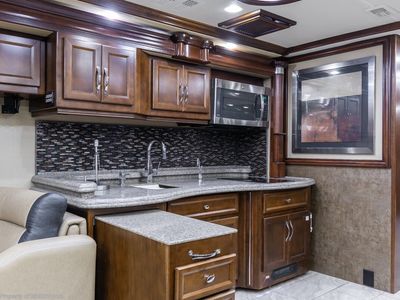 2014 American Coach American Heritage 45N - Photo 11