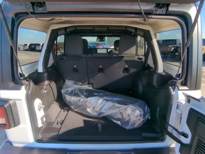 2026 Jeep Wrangler — photo 14 view