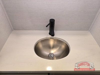 2026 Paradigm 370FB - Photo 18