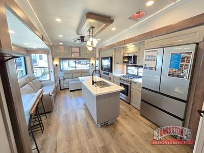 2026 Paradigm 370FB - Photo 45