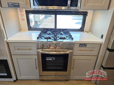 2026 Paradigm 370FB - Photo 10