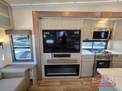 2026 Paradigm 370FB - Photo 25