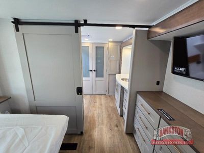 2026 Paradigm 370FB - Photo 32