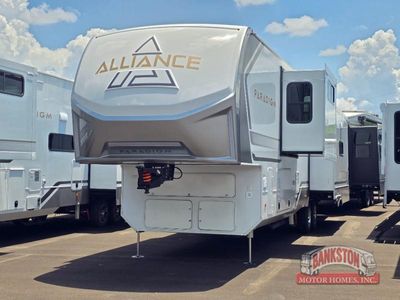 2026 Paradigm 370FB - Photo 6