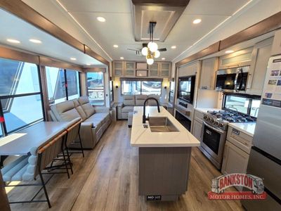 2026 Paradigm 370FB - Photo 21