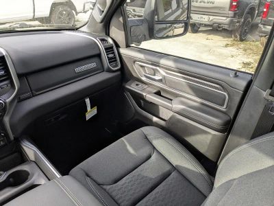 2026 Ram 1500 — photo 17 view