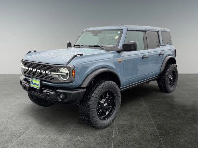 2025 Ford Bronco — rear three-quarter view