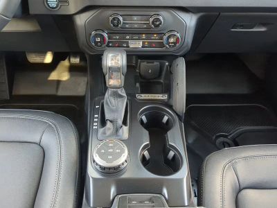 2025 Ford Bronco — photo 21 view