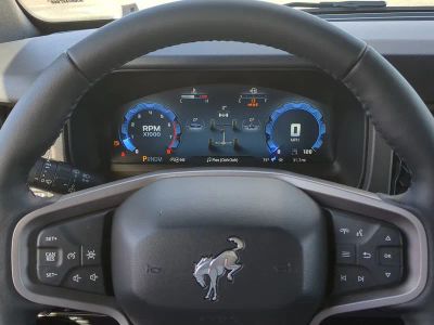 2025 Ford Bronco — photo 32 view