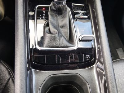 2024 Jeep Compass — photo 17 view