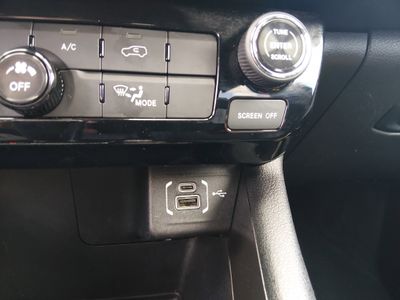 2024 Jeep Compass — photo 18 view