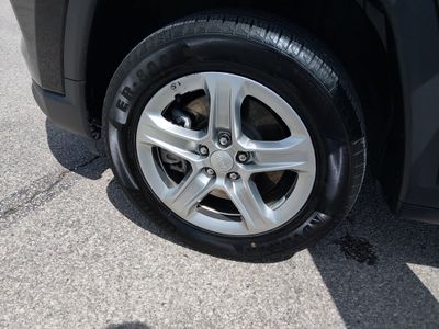 2024 Jeep Compass — photo 10 view