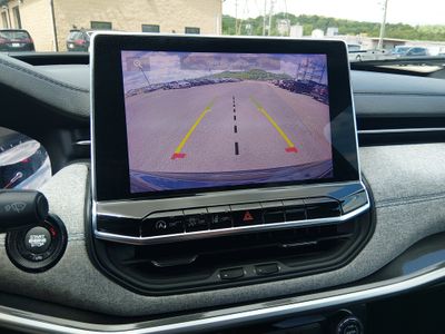 2024 Jeep Compass — photo 16 view