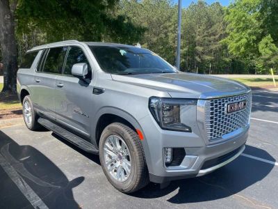 2024 GMC Yukon XL - Photo 2