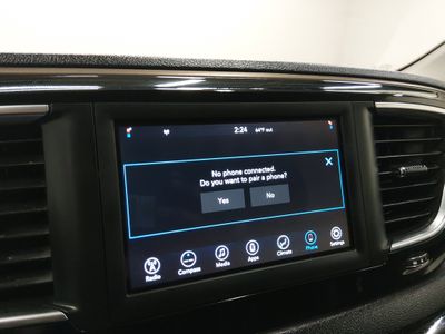 2020 Chrysler Voyager - Photo 19