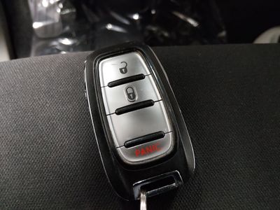 2020 Chrysler Voyager - Photo 15