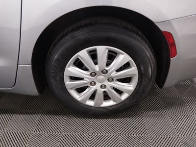 2020 Chrysler Voyager - Photo 10